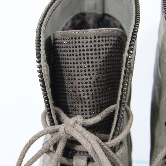 Guess Women Combat Boots sz 10 Cap Toe ShoesFaux Leather Belva - Picture 6 of 9